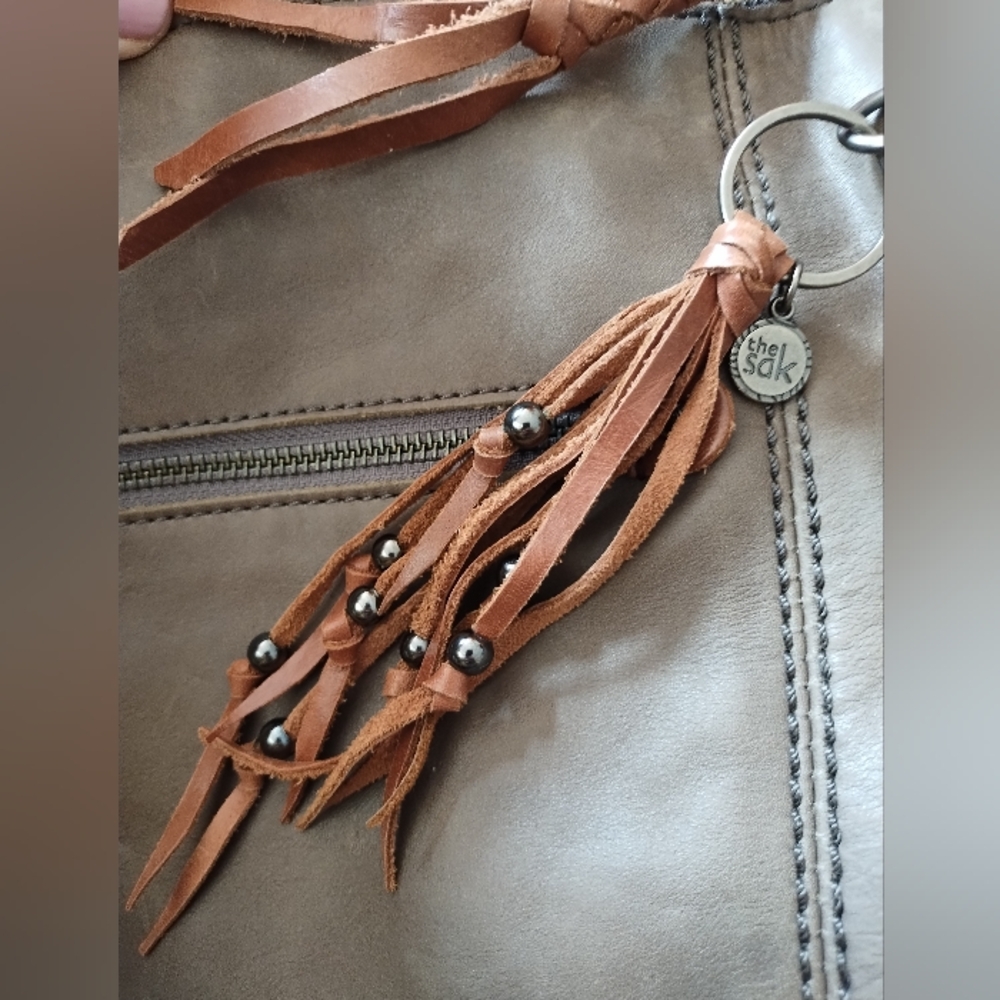 👜 The Sak - Picture 4 of 11